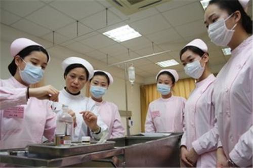 成都国际护理学校都有哪个好