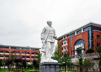 成都医专学校有哪些