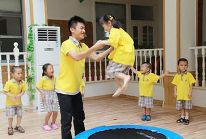 重庆幼儿师范学校无年一贯制幼师专业怎么样?