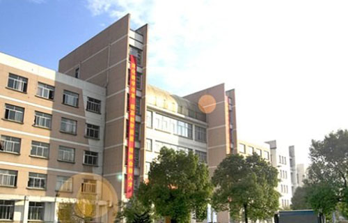 苏州市丝绸技工学学校