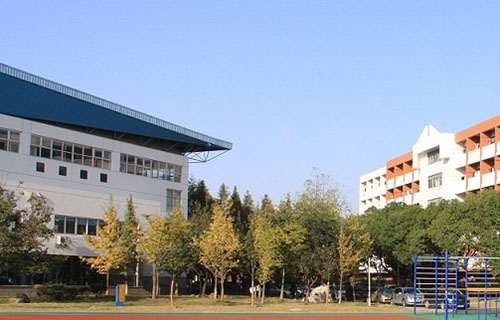 连云港市海滨技工学校