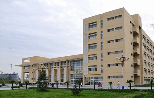 江苏省盐南中等专业学校