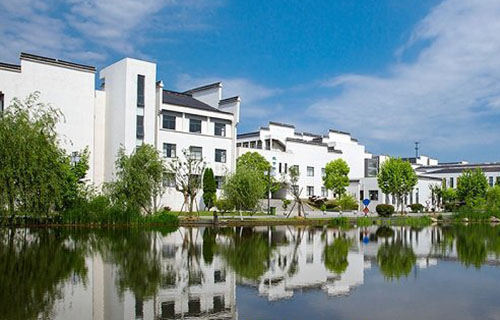 金肯职业技术学院
