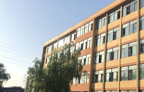 南京光电技术技工学校