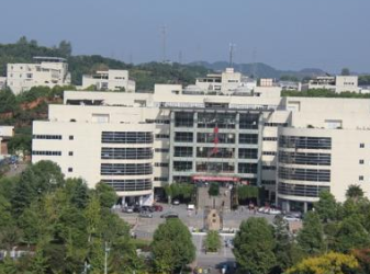 毕节信息工程学校的环境怎么样 校园图片分享
