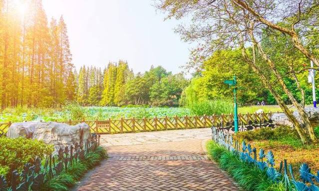 重庆市风景园林技工学校