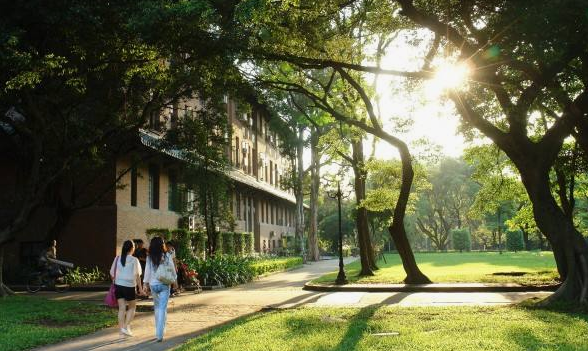 重庆建筑高级技工学校环境、环境怎么样