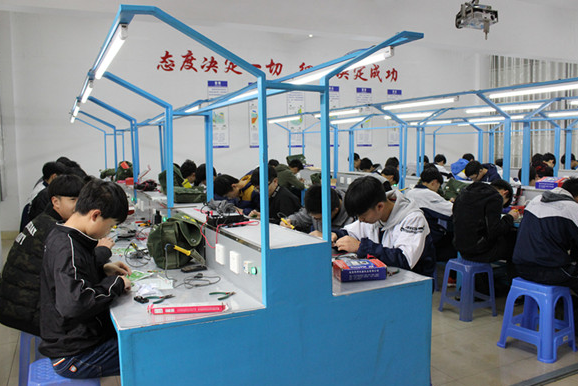 郴州综合职业中专学校招生专业