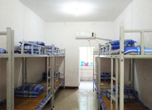 **水利水电第八工程局有限公司高级技工学校宿舍环境