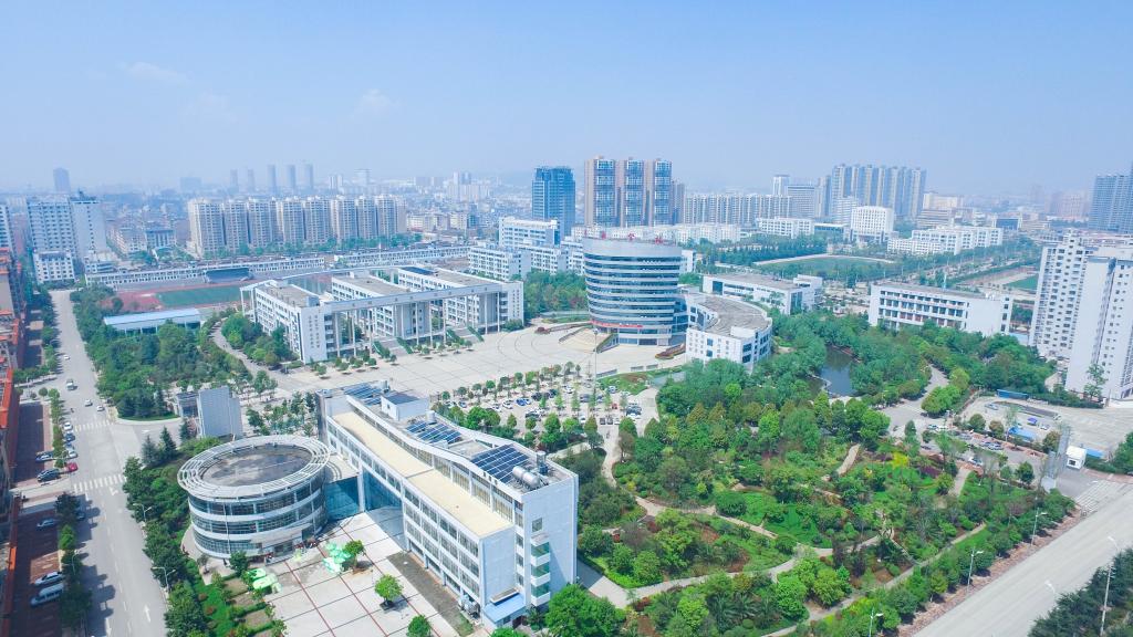 云南省曲靖农业学校环境