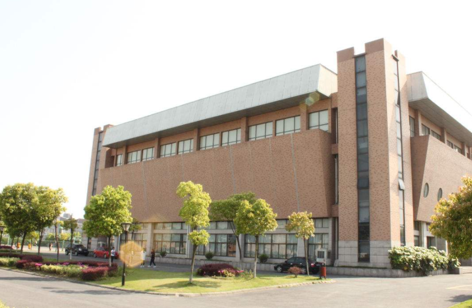 浙江交通技师学院环境、学校图片