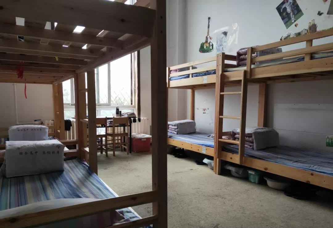 沈阳北华科技学校寝室环境