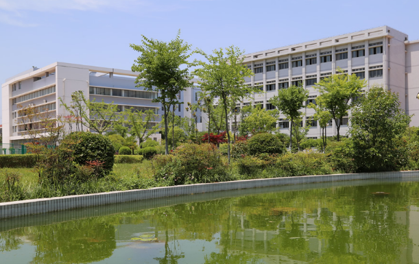 广西广播电视中等专业学校