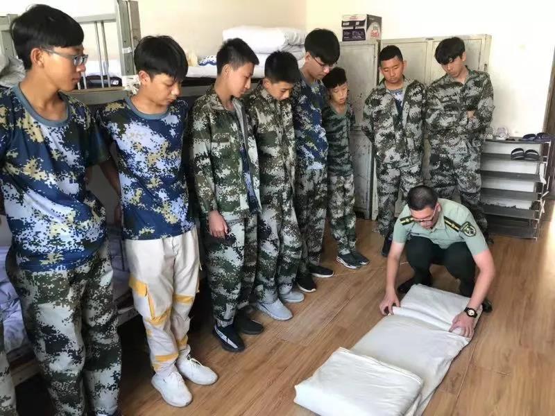 营口市戏曲艺术学校寝室环境