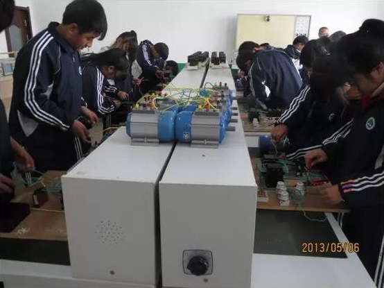 彰武县中等职业技术专业学校