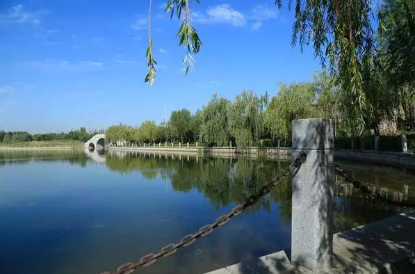 甘肃东方工业中等专业学校