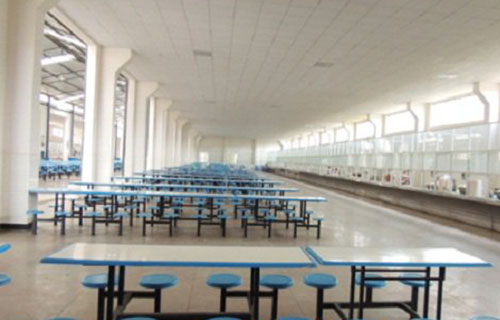 学校食堂