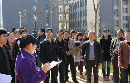 学校领导