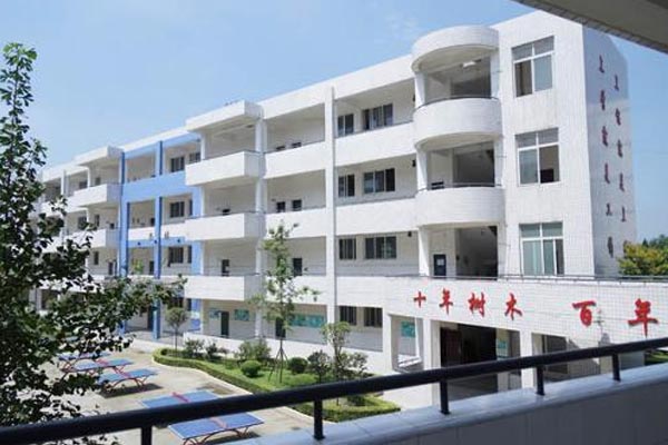 成都指南针职业技术学校开设那些专业