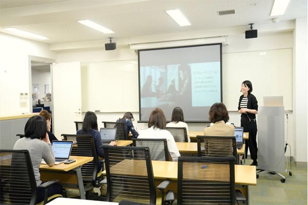 四川广播电视中等专业学校开设专业有哪些