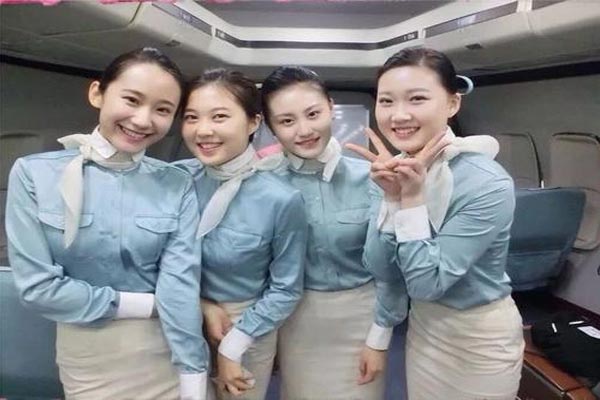 成都市中山职业技术学校航空服务专业