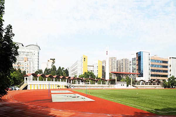内江铁路机械学校好不好