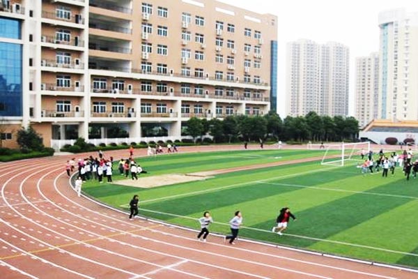 四川省巴中师范学校好不好