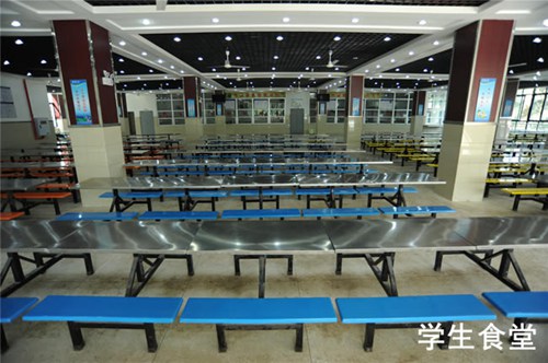 重庆九龙坡职业教育中心寝室图片