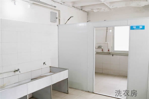 重庆建材技工学校学生宿舍大楼