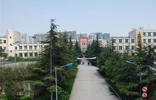 贵州化工学校(贵州工业职业学院中职部)校园环境