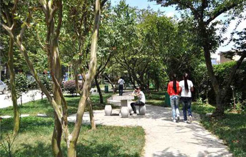 贵州省电子工业学校（贵州省机电技工学校）宁静典雅的校园