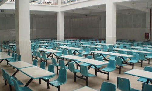 重庆龙门浩职业中学校校园风景