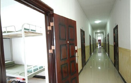 **铝业贵州高级技工学校 办公楼