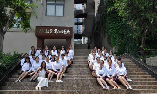 重庆工业管理职业学校声乐教师风采