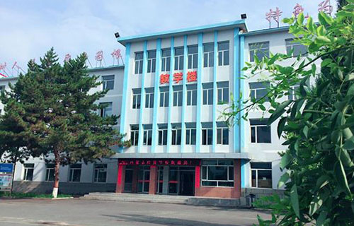 麻江县中等职业学校教学楼