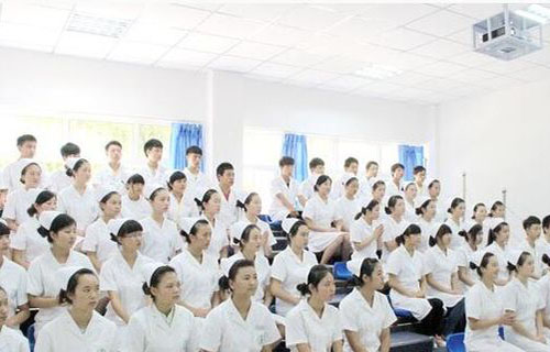 眉山卫生职业学校上课现场