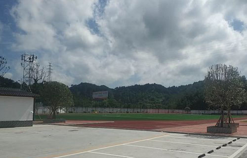 贵州首钢水钢技师学院(经开校区)运动场