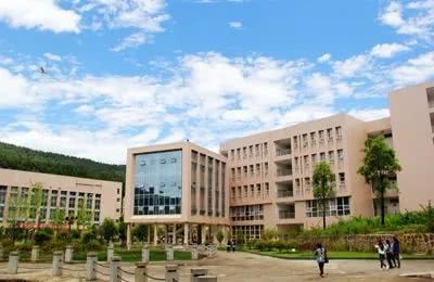 联翔职业学校教学楼