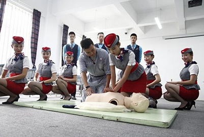 重庆空乘学校怎么招生