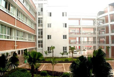 重庆市龙门浩职业中学校