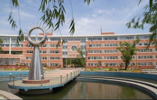 滁州市施集高级职业中学