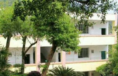金坛市建昌职业高级中学