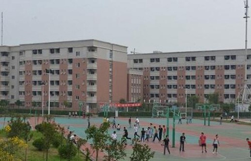玉环县陈屿成技校