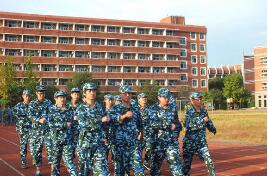 蓬莱成人中等专业学校
