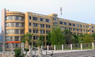 渠县岩峰职业中学