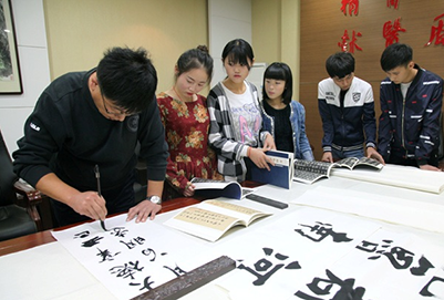学生活动 (4)