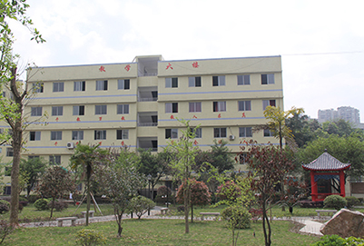 重庆渝北区哪里有高铁学校?