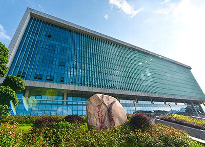 重庆工程职业技术学院建筑大楼