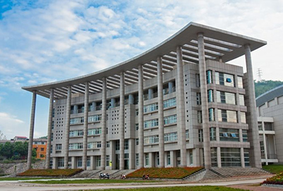 2019年重庆市工贸高级技工学校报名地址在哪里呢？