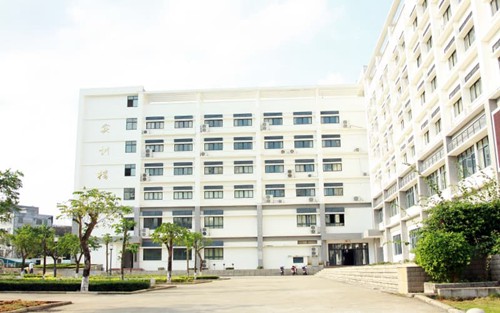 2024年云南经贸外事学校有哪些专业